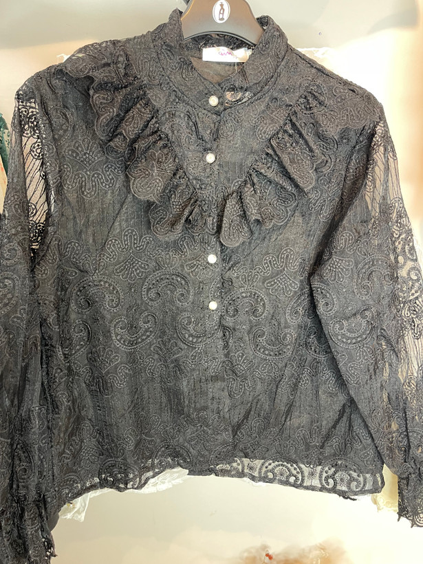 شومیز مجلسی گیپور کیفیت عالی ترند ۲۰۲۶ وارداتی برند Mia Fashion