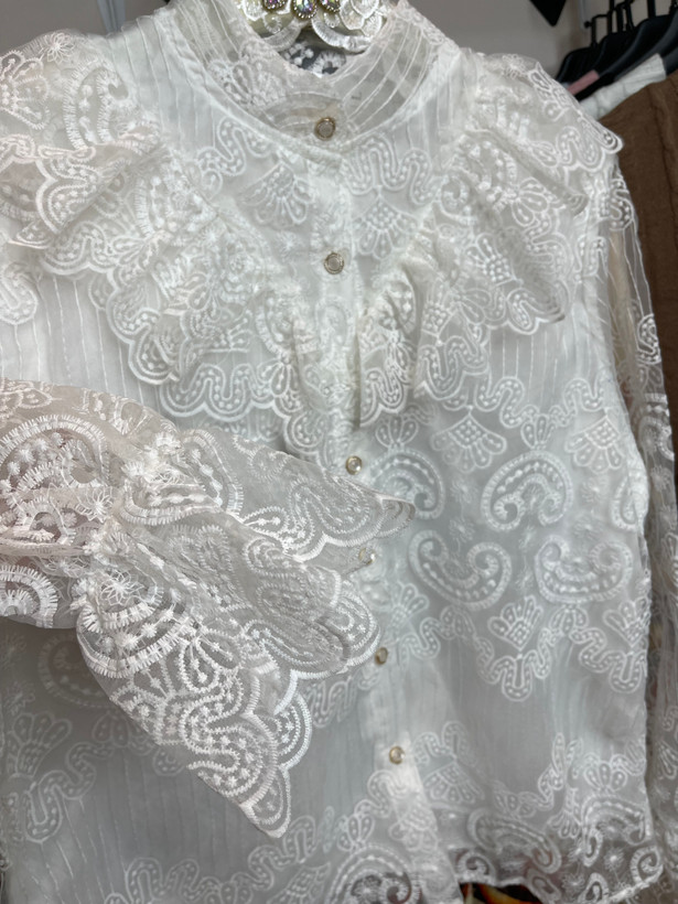 شومیز مجلسی گیپور کیفیت عالی ترند ۲۰۲۶ وارداتی برند Mia Fashion